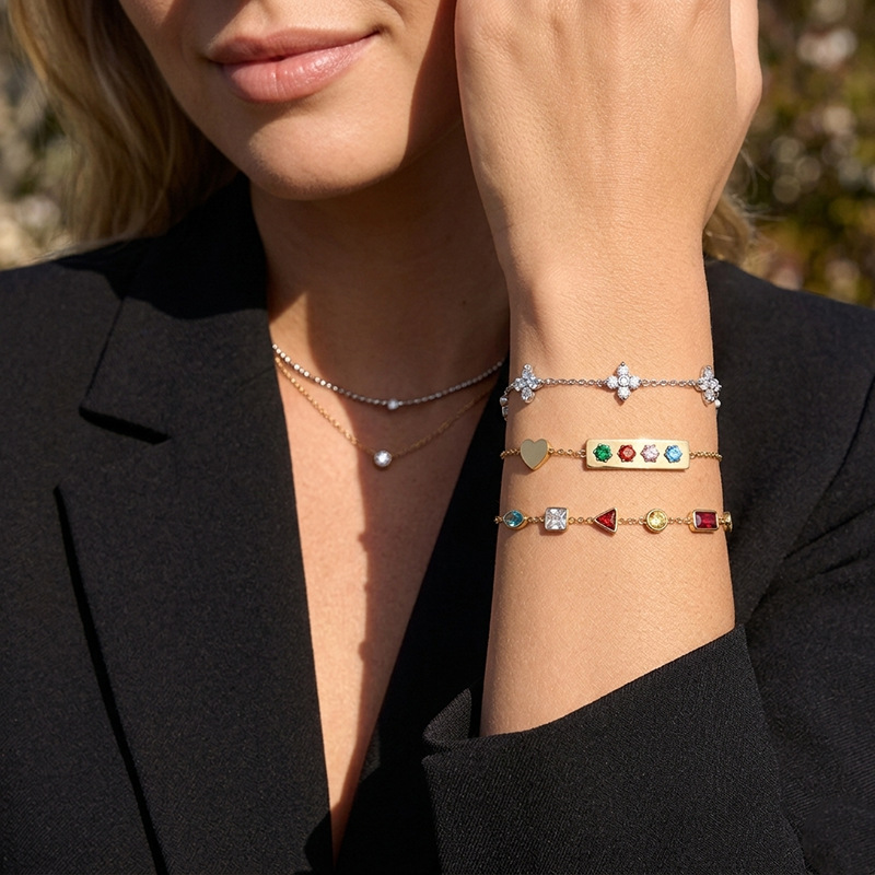 Tina Europa y los Estados Unidos de moda en el viento de diamantes de color amor pulsera de color no desvanecer pulsera de color joyería de lujo ligera sensación de alta calidad
