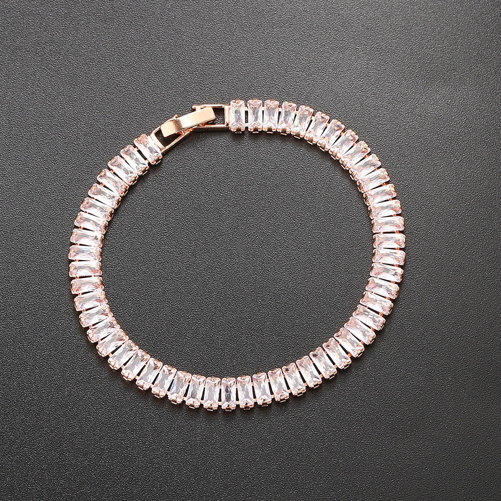 Fashion Geometric Copper Inlay Zircon Bracelets 1 Piece