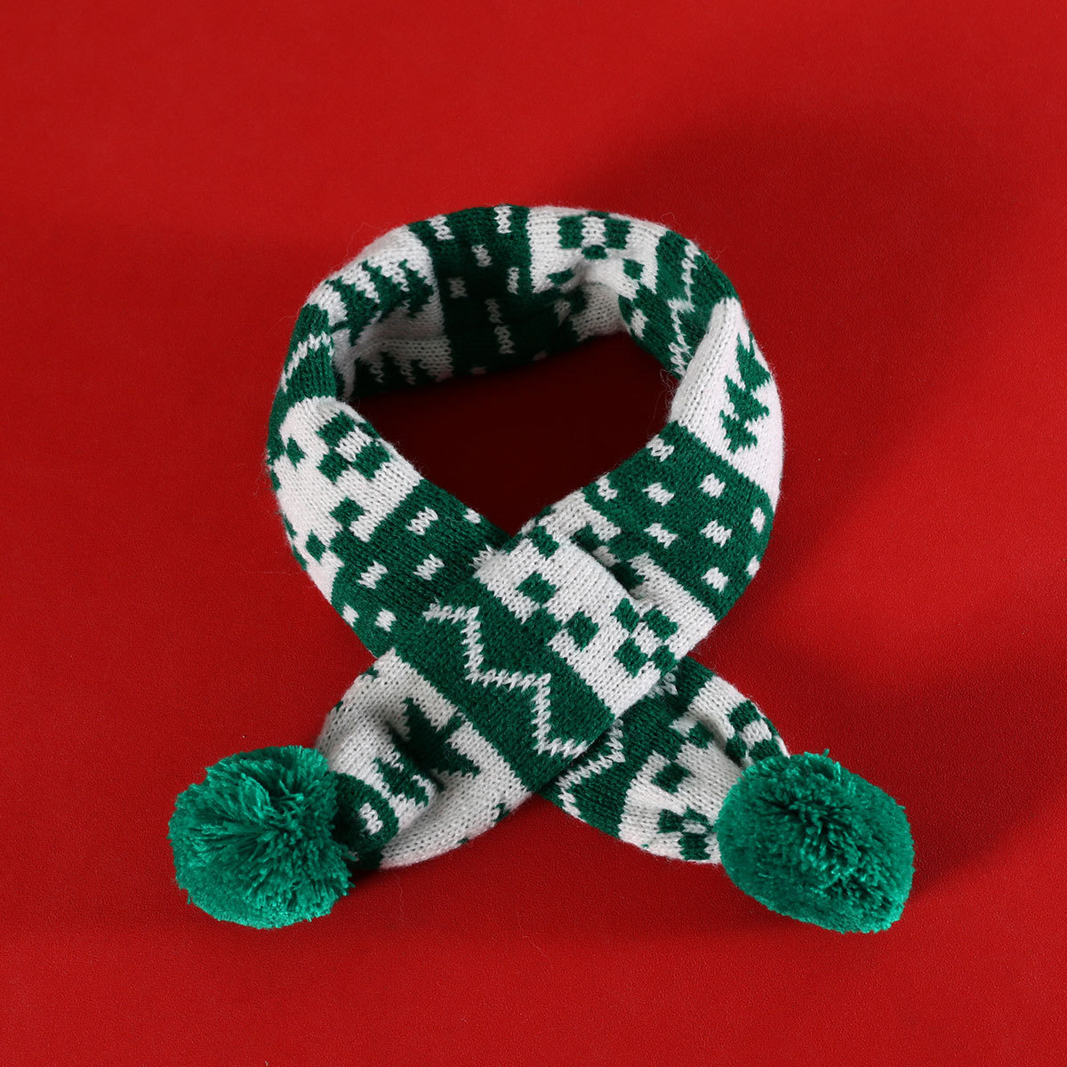 Explosiones transfronterizas de mascotas gatos perros tejidos bufandas navideñas sombreros accesorios set de copo de nieve cuello de lana cuadrado
