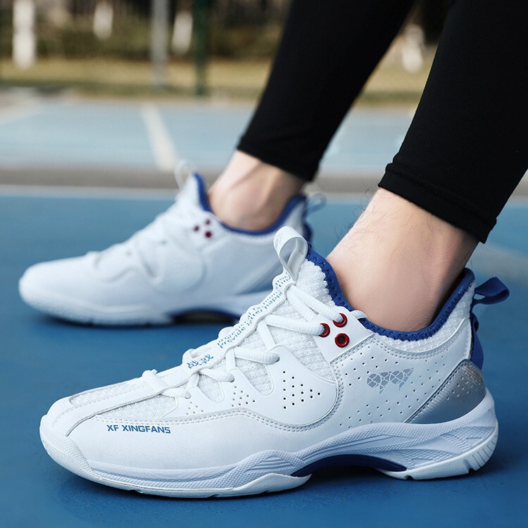 2025 new badminton shoes for men and women students breathable sneaker professional shock-absorbing tennis shoes comprehensive training shoes for men