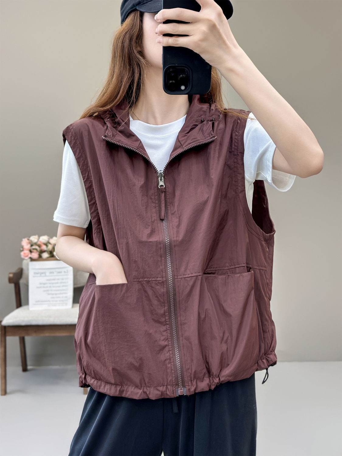 Spring and Summer Lightweight Sports Casual Single-Sided Hooded Vest Fashion Versatile Sleeveless Tank Top Women's Trendy Jacket