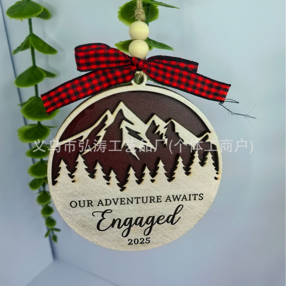 Decoración colgante 2026 nuevo mejor regalo de mudanza decoración de madera decoración para el hogar decoración del árbol de Navidad rojo