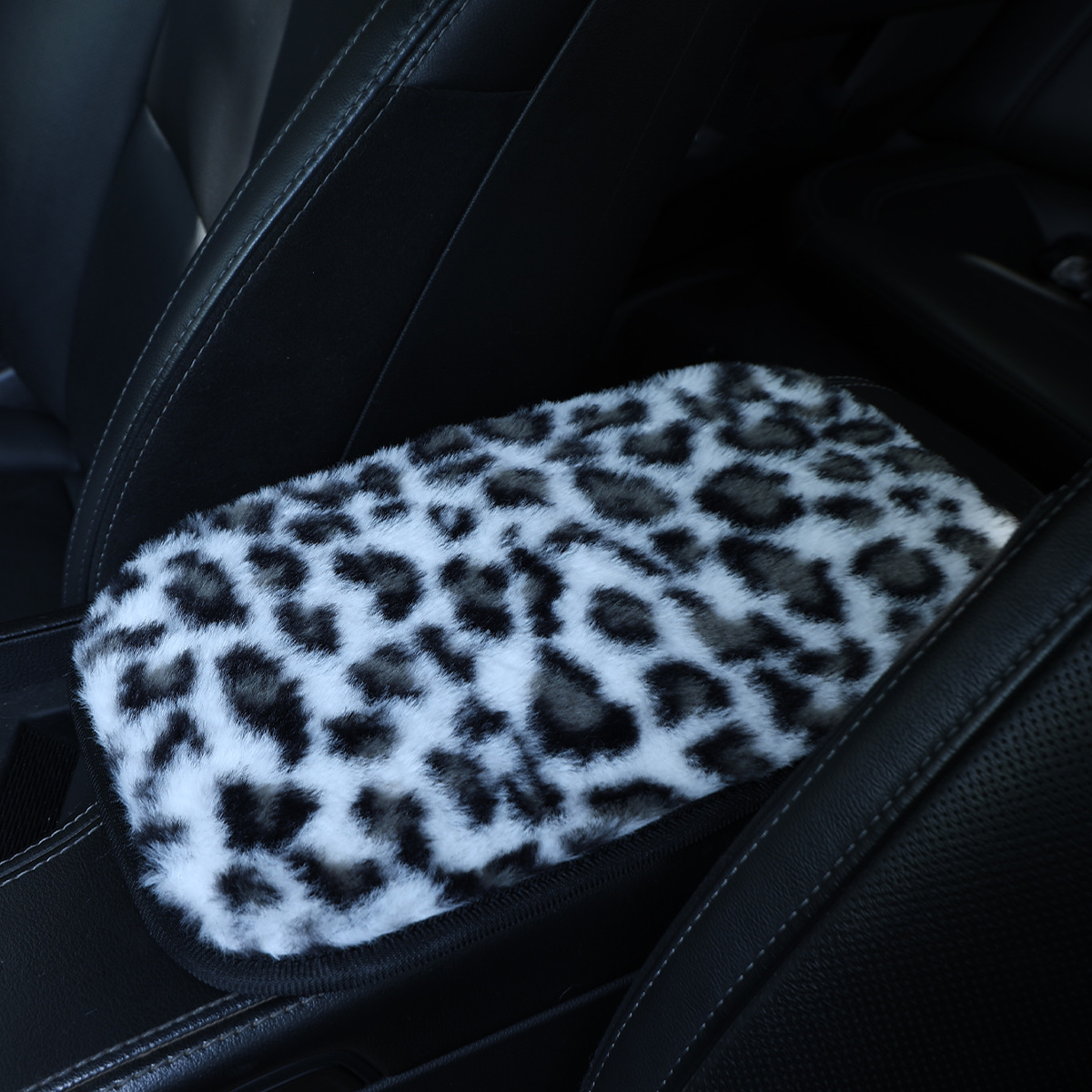 Cross-Border Car Armrest Box Mat Interior Central Armrest Box Protective Pad Faux Rabbit Fur Armrest Cover Protective Pad