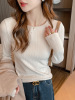 Strictly selected regular shoulder long-sleeved top for women in spring, autumn and winter inner wear new round neck high-end feel. You can wear early autumn base shirt on the outside