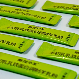 羊奶粉;骆驼奶粉;牛初乳粉