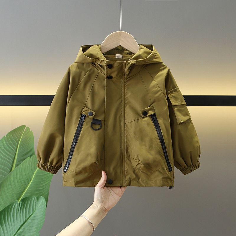 7766 chaquetas de herramientas de primavera para niños 2025 nueva ropa con capucha fresca de moda para niños camisa con cremallera estilo occidental gabardina