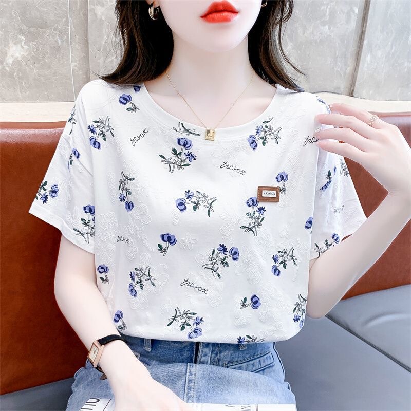 Short-sleeved T-shirt Women's Top Summer New Loose plus size Mother's Design Sense Niche T-shirt Floral Shirt
