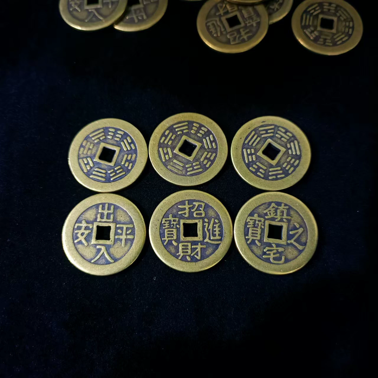 Pure brass entry and exit safety, wealth and treasure suppression treasure 2.5cm 2.8cm 3.2cm thickened copper coin pressure threshold