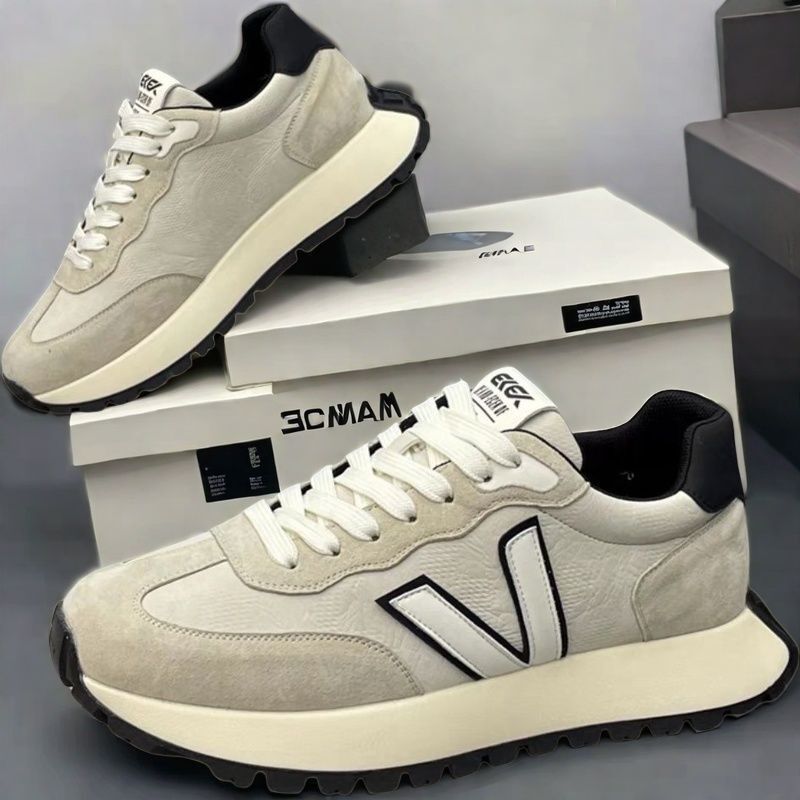 2025 New Spring and Autumn Men's Shoes Breathable Comfortable Sneakers Ins Korean Version Height-Increasing Casual Shoes Versatile Casual Shoes