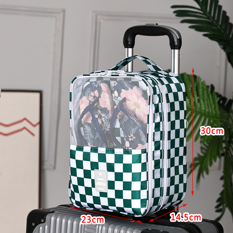 Green and white squares: medium: universal