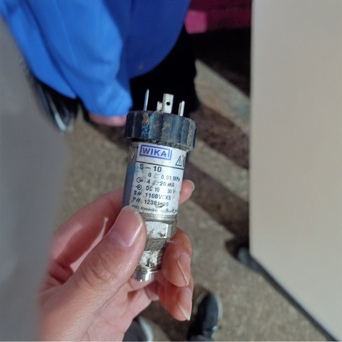 WIKA S-10压力传感器0-0.01MPa(0..100mbar)