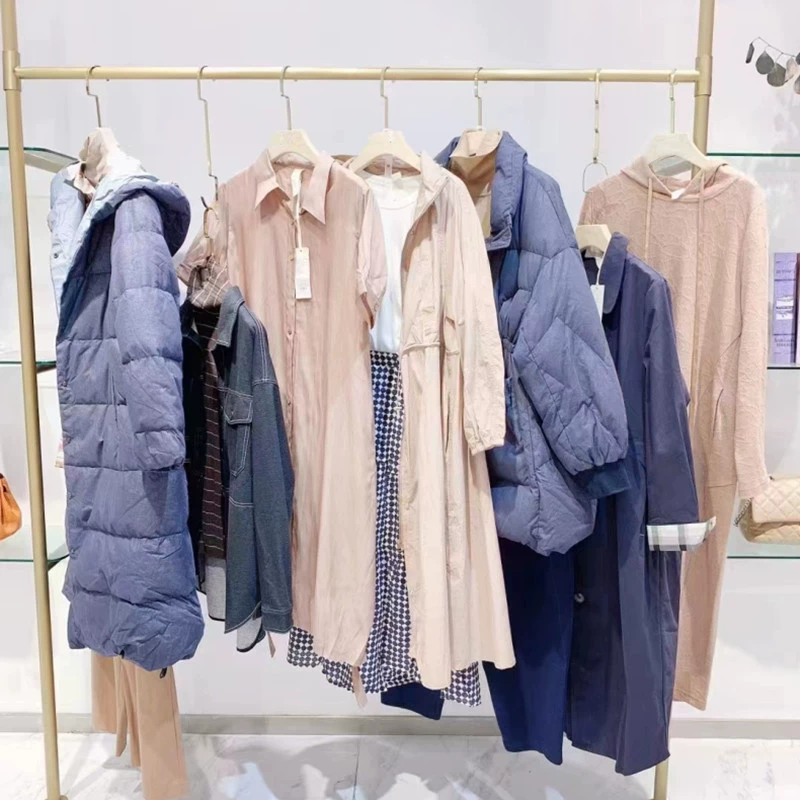 Примечание 2022 Осень и зима выпуска новых шэньчжэньских высококлассных дизайнерских брендов со скидкой