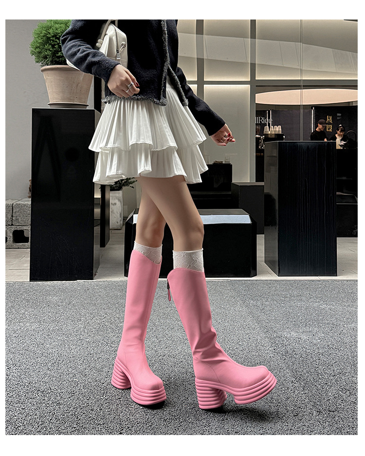 Boot nữ cổ cao đế dày da bò kiểu Chanel cổ chữ V, gót cao 12–15 cm — Lớp lót đơn màu trắng nhạt 12cm, Lớp lót nhung màu hồng 15cm, Lớp lót nhung màu trắng nhạt 12cm, Lớp lót đơn màu trắng nhạt 15cm chi tiết 20