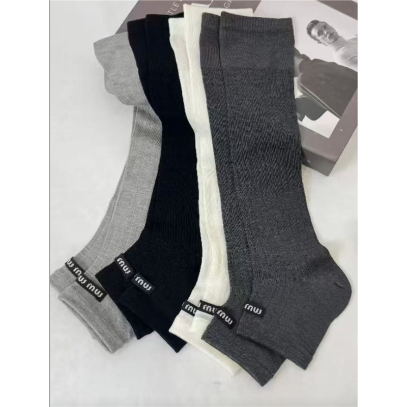 천 라벨 스타일 다크 그레이