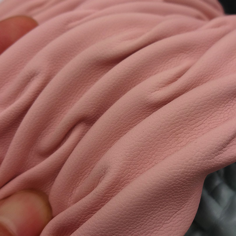 皮料压褶皱加工皮革压皱压折压花加工