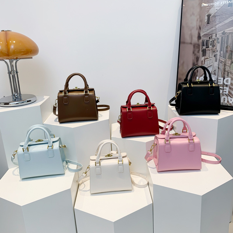 Francia nicho bolso de mano bolso de mujer 2024 nuevo estilo estilo estilo estilo bolso de hombro retro bolso de mochila cuadrado