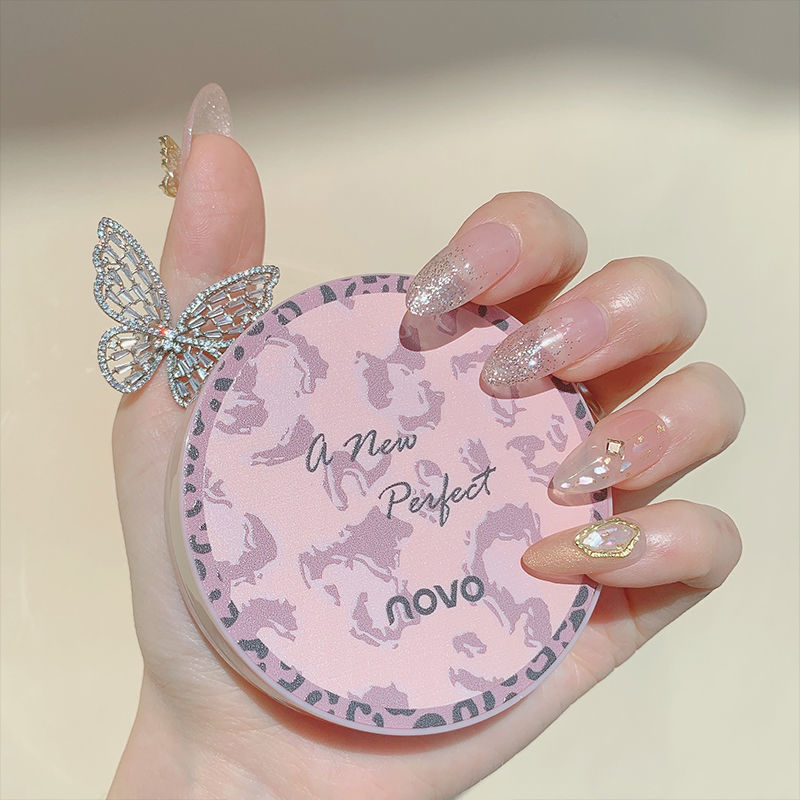 Makeup NOVO Hydrating Glowing Gel Cushion Cream Hydrating Concealer Moisturizing Waterproof Not Easy to Take Off Makeup Student Foundation Cream