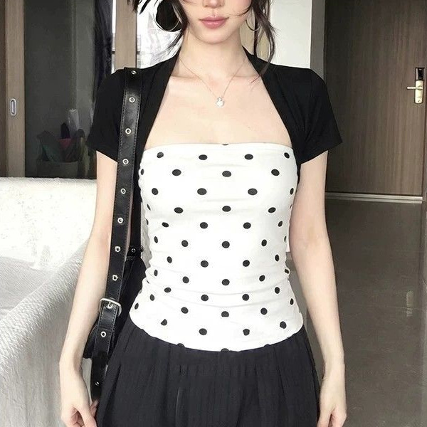 Yeyuan Chic and Stunning Polka Dot Faux Two-Piece Short-Sleeve T-Shirt for Women, Summer Base Layer Slim-Fit Top