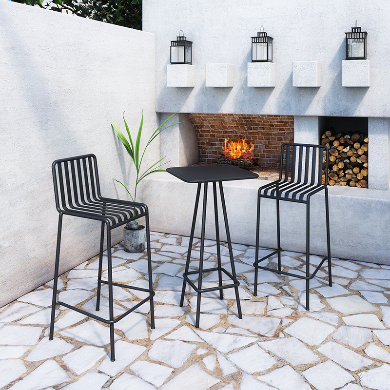 Modern minimalist outdoor metal tables and chairs, caf&eacute; and restaurant outdoor high-legged tables and chairs, garden balcony outdoor bar counter tables
