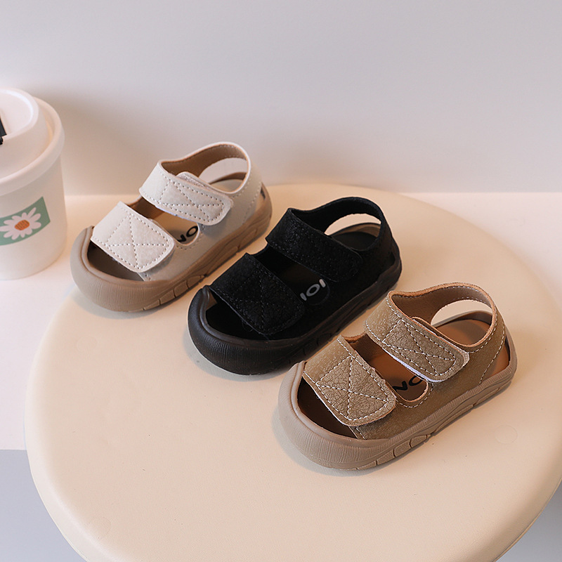 Zapatos de bebé anticolisión sandalias de Baotou para bebé femenino simple zapatos para niños pequeños zapatos de playa para niños de suela blanda para bebés 1-3 años