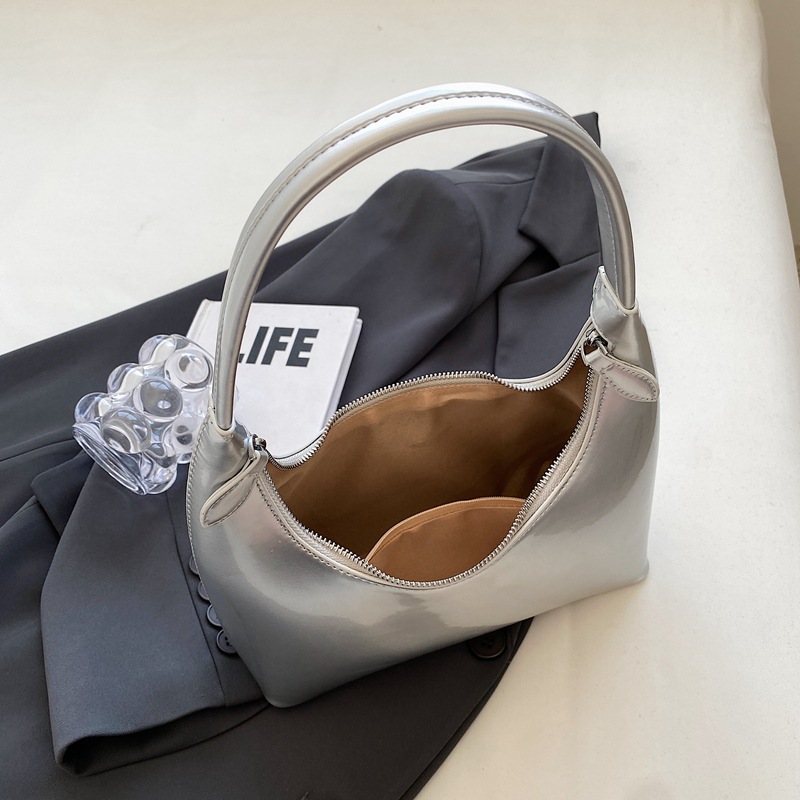 Bolsa de superficie de pintura brillante para las mujeres 2023 nuevo nicho diseño de cercanías bolso de moda francés palo bolsa de hombro