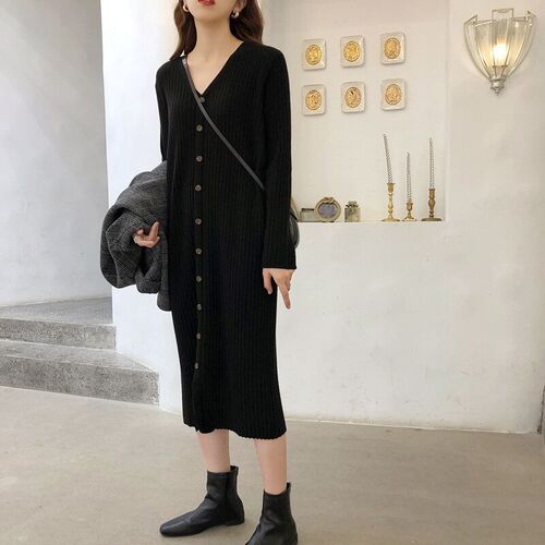 Knit Dress for Autumn with Elegant and Slimming Design, Base Layer Knit Dress, Medium to Long Length, Knee-Length Skirt