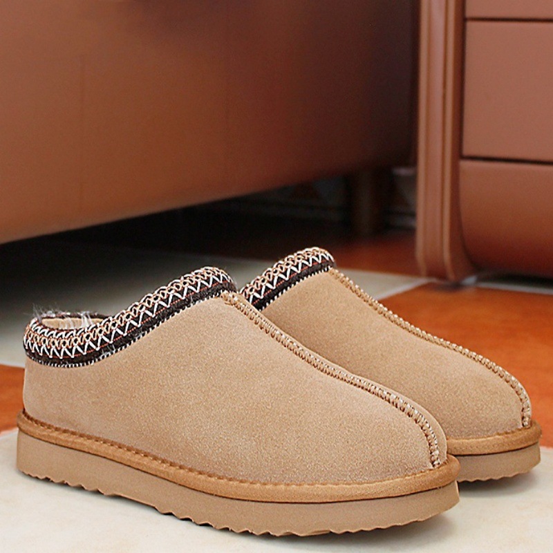 Pantoufles d'hiver chaudes antidérapantes pour femmes en plein air, mini bottes de table imperméables, bottines courtes en cuir, chaussures à enfiler en peluche_voghion.com