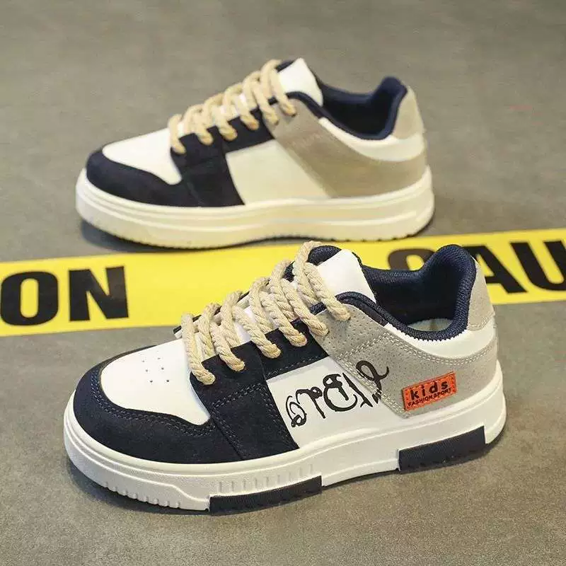 Весенние мужские туфли 2025 года, новый высококлассный дизайн, нишевые мальчиковые плоские туфли, повседневные универсальные спортивные летние модные туфли