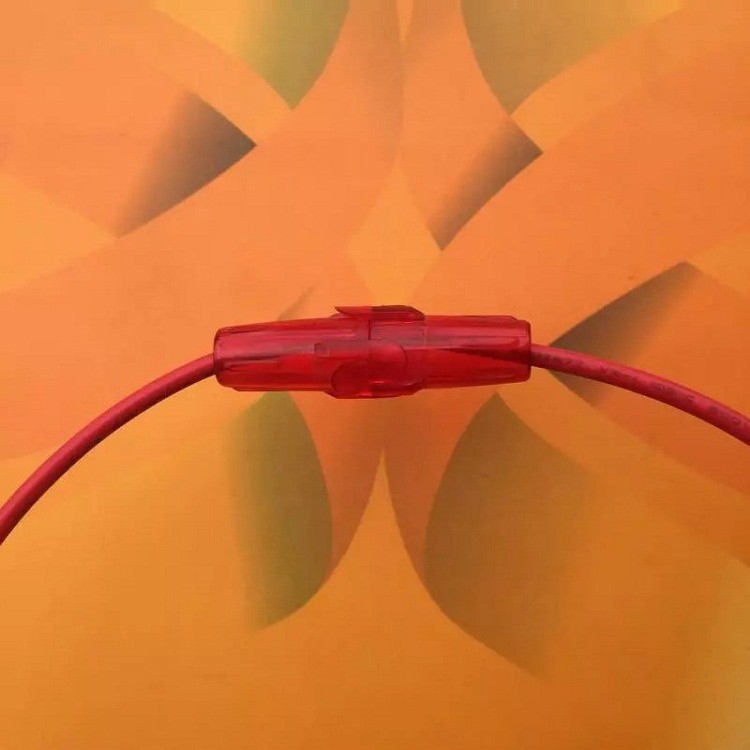 线束保险丝盒,耐高温保险丝盒,6X30保险丝盒、大电流保险座