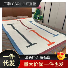 2024版新款字母手工拼色羊绒毛毯午睡轻奢盖毯欧式沙发装饰空