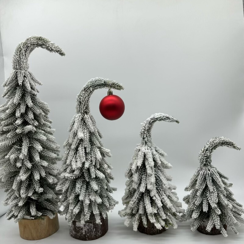クリスマスリース、籐の小物、クリスマスオーナメント、飾り玉、クリスマスデコレーション、手作り|undefined