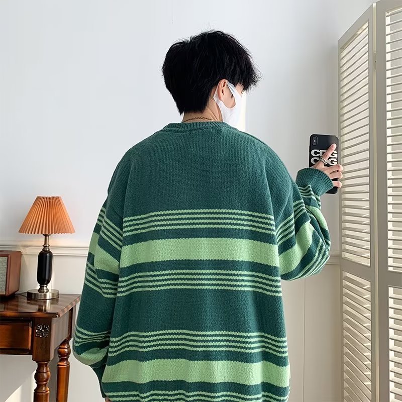 Suéter a rayas de moda en blanco y negro retro japonés de estilo perezoso, hombres y mujeres, sentido del diseño de otoño e invierno, suéter de punto de nicho