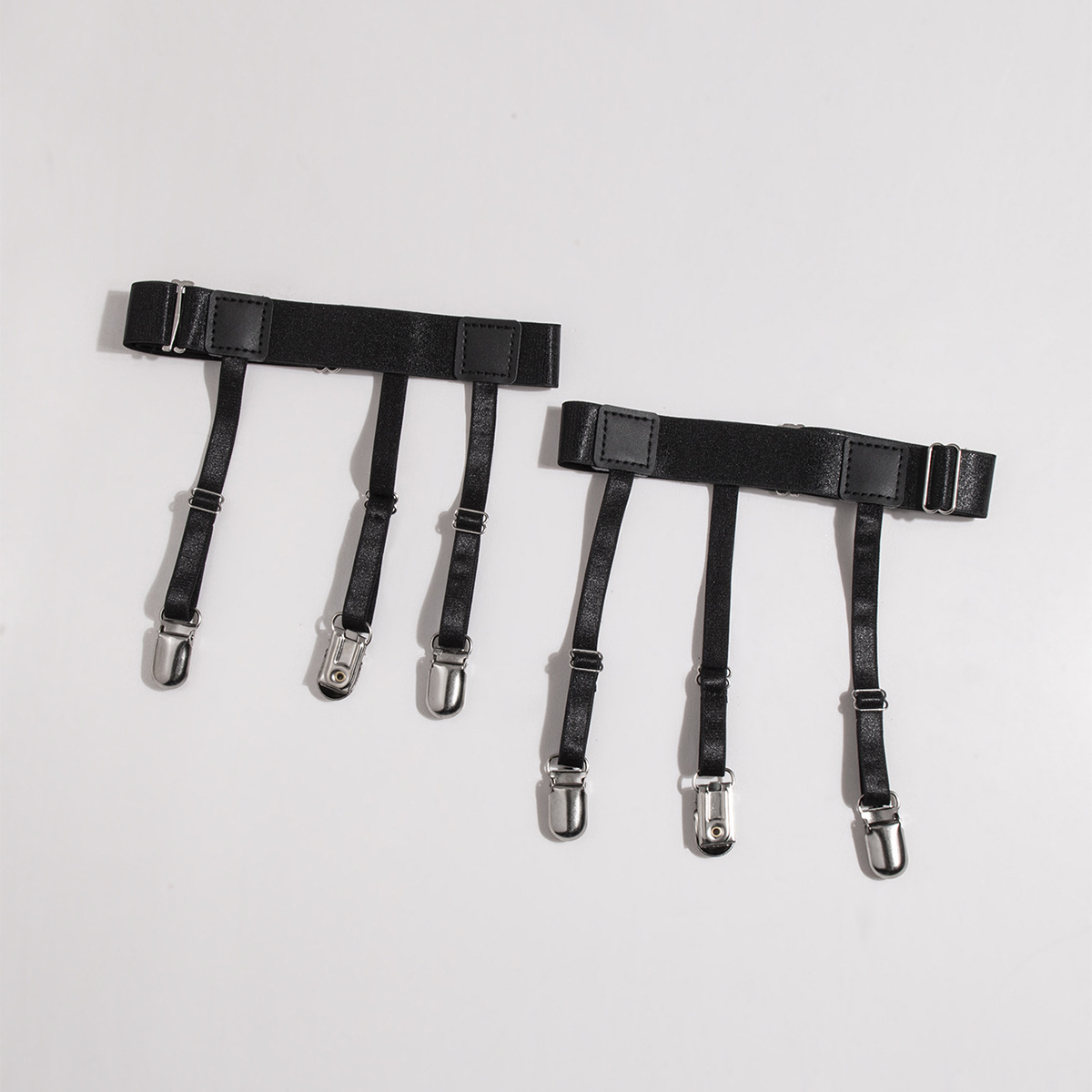 Unisex, easy-to-use, adjustable three-clip shirt clip/sock clip, versatile for business use, in stock, neat and tidy for men.
