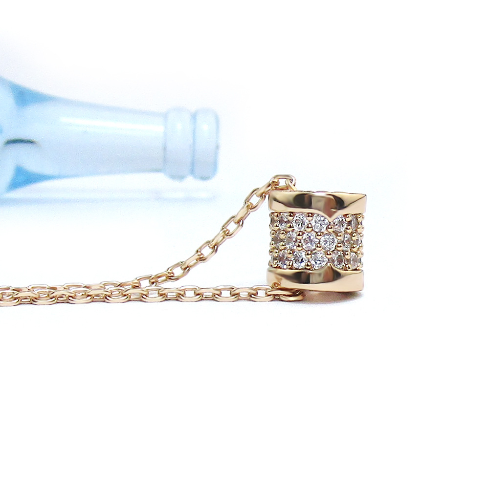 �պ�����С��������Ů����С��������Ƹ�������ĸ��׹�̿�������