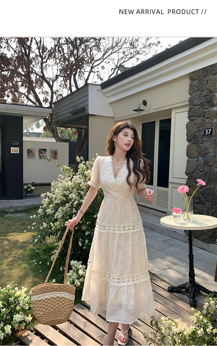 Đầm maxi nữ tay bồng ren hoa V cut-out phong cách Pháp cung đình — xanh lam, màu hồng, màu mơ chi tiết 17