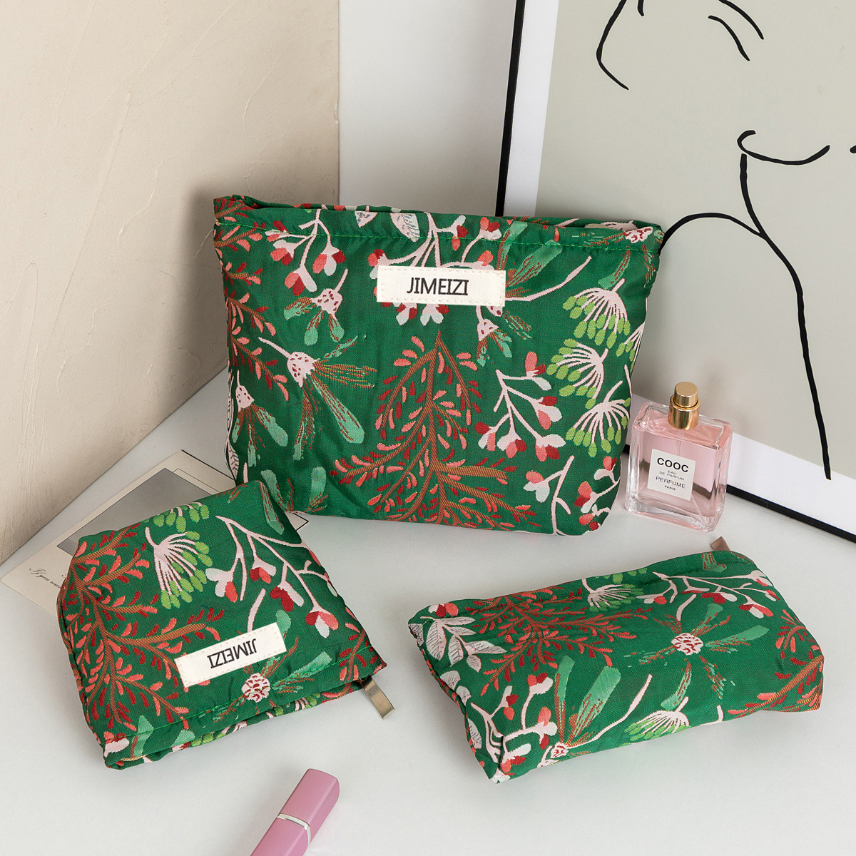 Ins pequeña bolsa de cosméticos fresca comercio exterior transfronterizo bolsa de almacenamiento portátil para el cuidado de la piel bolsa de baño de viaje bolsa de ropa interior