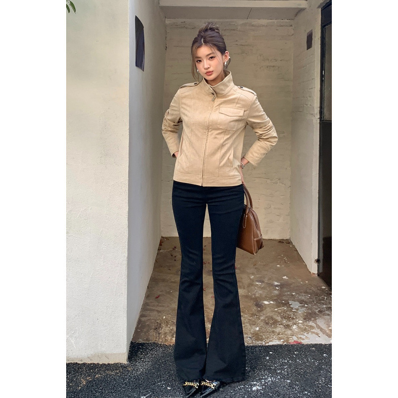 Autumn New Korean Style Elegant Commuting Outfit 2026: High-Waisted Black Flared Jeans with Long-Leg Effect + Jacket