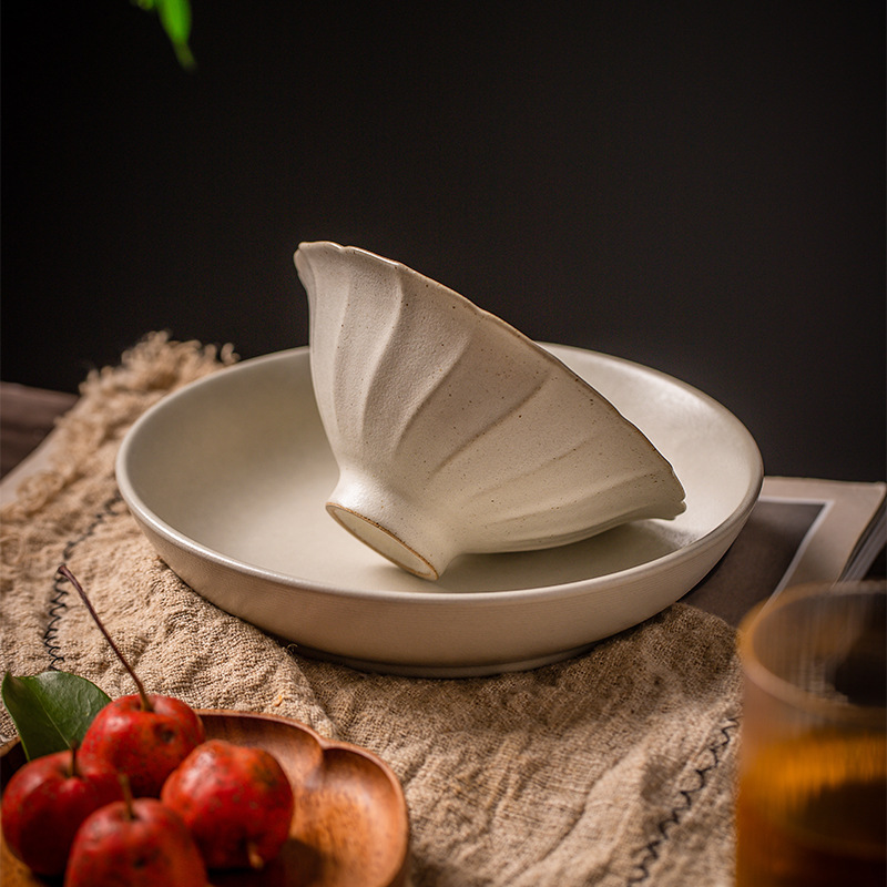 Shihuijin Coarse Pottery Retro Matte 5-inch Lotus Leaf Bucket Bowl Rice Bowl Household Dishes Jingdezhen Tableware Shihuijin Coarse Pottery Retro Matte 5-inch Lotus Leaf Bucket Bowl Rice Bowl Household Dishes Jingdezhen Tableware