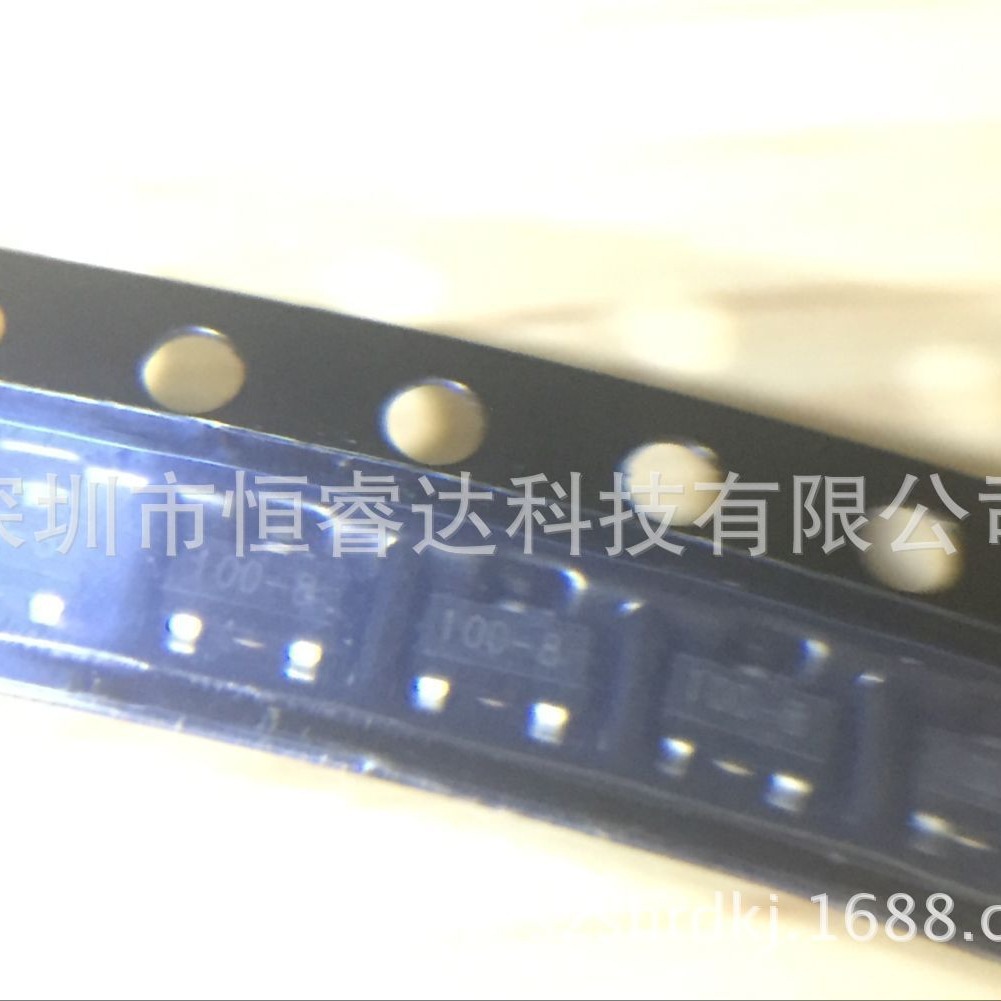 厂家直销单向可控硅MCR100-8 封装SOT-23 小功率三极管 0.8A 600V