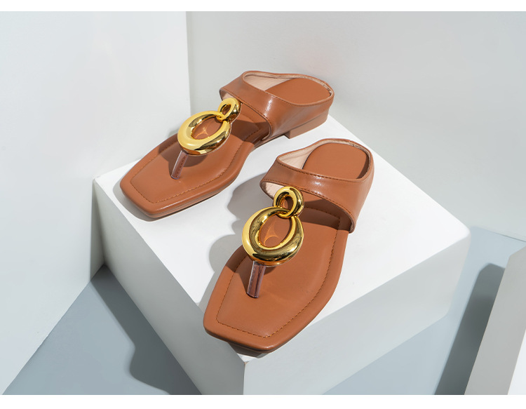 Women Flip Flops New Casual Flat Slippers Female Slides Versatile Square Head Hollow Ladies Sandals_voghion.com