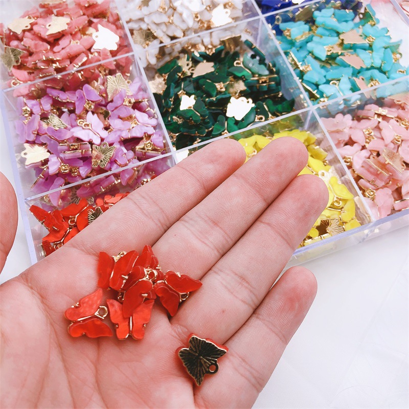 A Pack Of 30 Alloy Acrylic Butterfly Pendant display picture 4