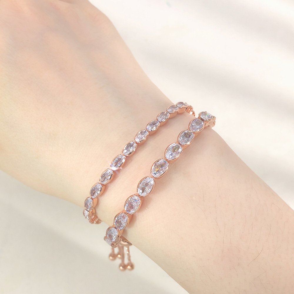 Simple Style Oval Copper Inlay Zircon Bracelets 1 Piece