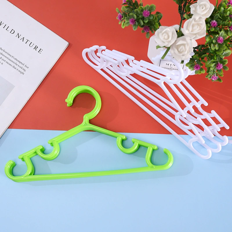 Цветная Бытовая вешалка для детской одежды, нескользящая многофункциональная креативная детская одежда, подвесная пластиковая вешалка для одежды для новорожденных