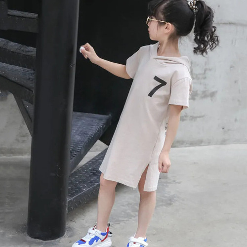 Girls' Summer 2024 New Short-Sleeve Medium-Length Han Style Hooded T-Shirt Dress for Older Children - Stylish and Versatile Tunic Dress