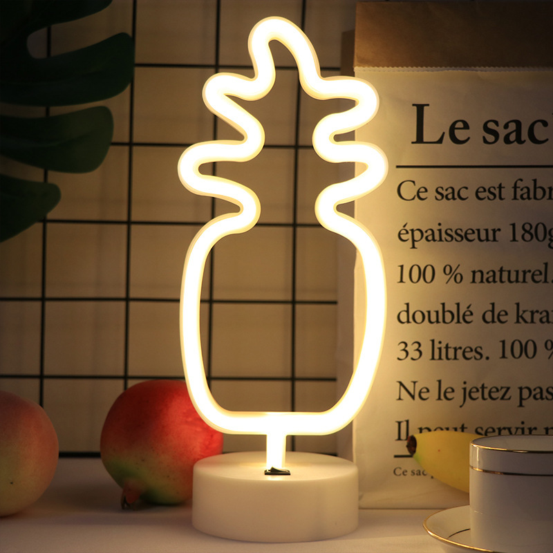 따뜻한 흰색 파인애플 (USB + 배터리 이중 사용)