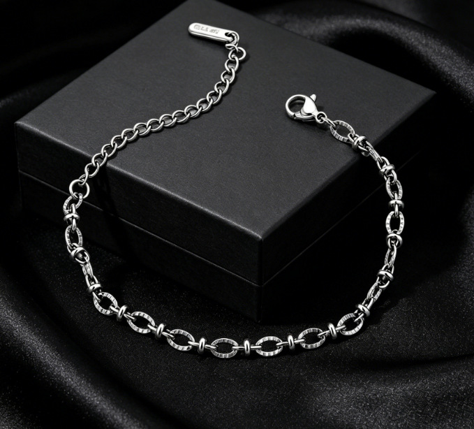 Xuping Europa y los Estados Unidos de moda transfronteriza simplista ins brazalete de aleación de cobre geométrica redonda pequeña pulsera de azúcar al por mayor mujeres