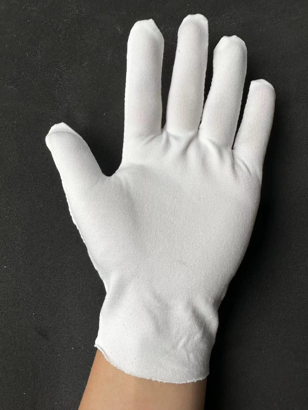 Fábrica en stock guantes de algodón blanco de algodón puro Inspección de Trabajo de seguro de trabajo Etiqueta de trabajo Comercio exterior guantes de arte transfronterizo exclusivo