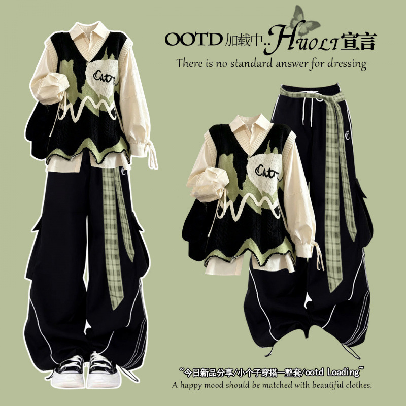 Korean chic autumn outfit, college style casual sports suit for women, 2026 super popular autumn wear, a complete set of work pants
