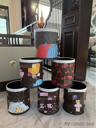 L Family Style Mini Trash Can Popular Ins Desktop Storage Bucket Creative Home Decoration