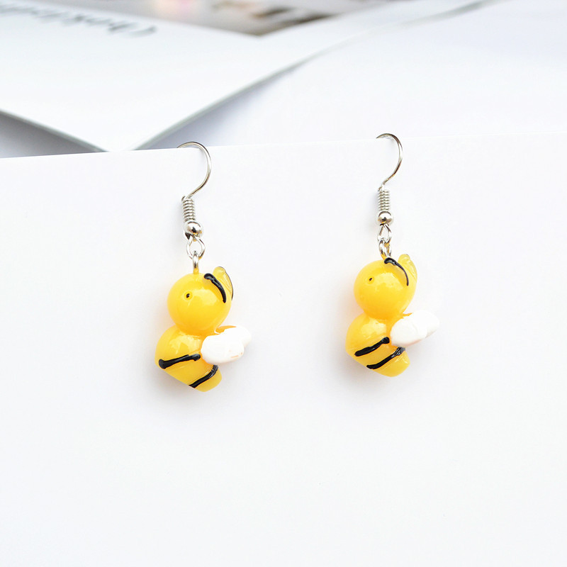 1 Pair Cartoon Style Animal Resin Plating Women's Drop Earrings display picture 4